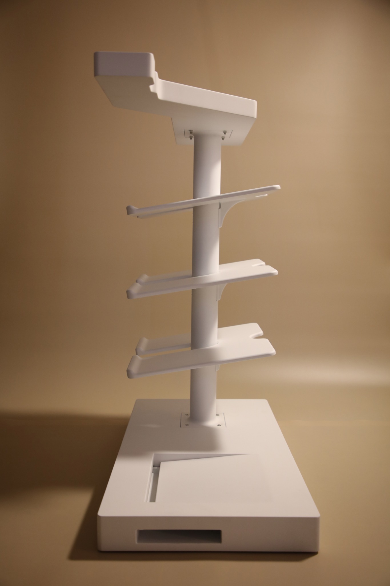 ENTRY entryway system side profile showing layered shelves and central support.